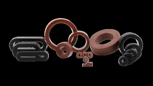Magnetic Cores made of nanocrystalline VITROPERM